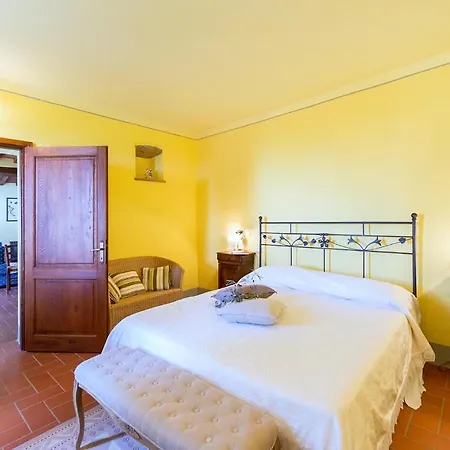 Cozy In With Kitchen Cortona