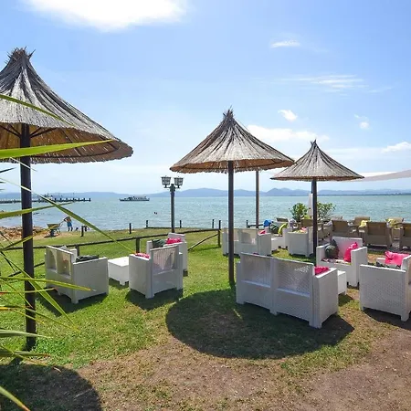 Nyaraló Cozy In With Kitchen *